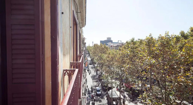 Студия с балконом Aparthotel Rambla108
