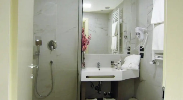 Трёхместный номер Standard JR Hotels Bocconi Milano