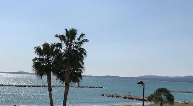 Sea view luxury apartment, Rezervovat Apartmán Saint-Laurent-du-Var Alpes-Maritimes