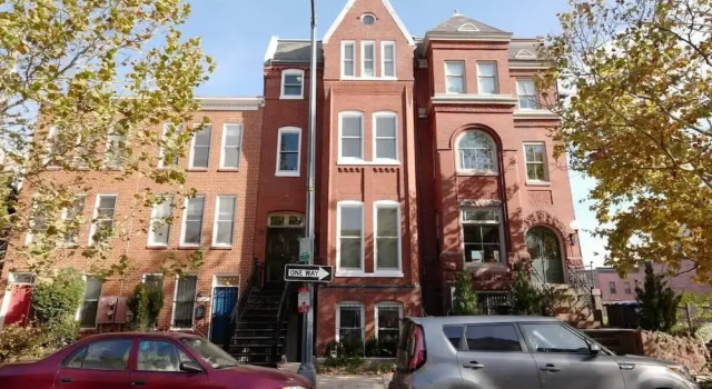 The Grand Dame of Shaw-between Shaw & Logan Circle, Забронировать Апартаменты/квартира Апартаменты Вашингтона, рядом с Abraham Lincoln Statue, Апартаменты/квартира