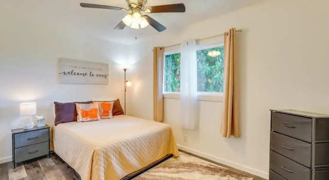 Коттедж Lovely Kailua-kona Home ~ 2 Mi to Town & Beach!