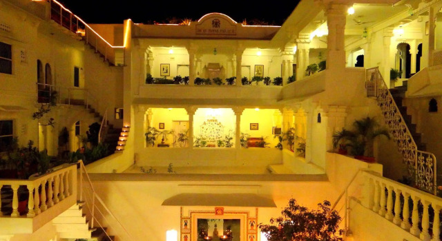 Jagat Niwas Palace, Rezervovat Hotel Wellness hotely v Rajasthan, SPA