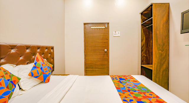 FabHotel Comfort stay