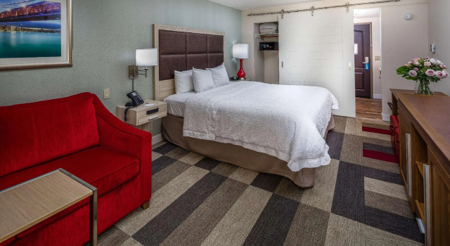 Двухместный номер Hampton Inn San Francisco Airport