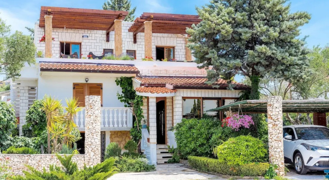 Holiday Home Villa Maria, Забронировать Вилла Отели Рогозница с бассейном, Бассейн