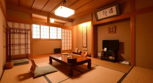Номер Standard Japanese-Style 高野山 宿坊 不動院 -Koyasan Shukubo Fudoin