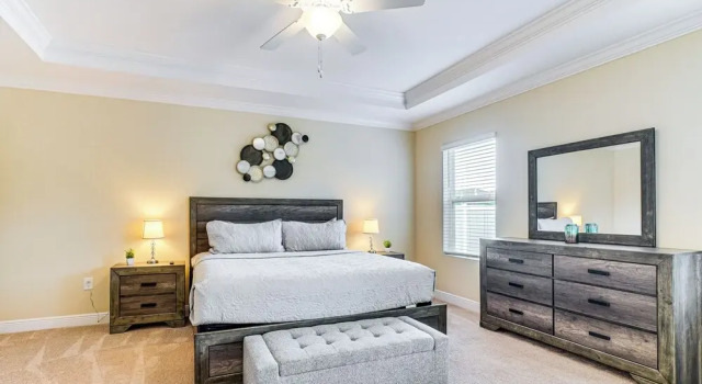 4 Mi to Golf: Gem w/ Pool & Lanai in Cape Coral, Забронировать Дом для отпуска Виллы Кейп-Корал, Вилла