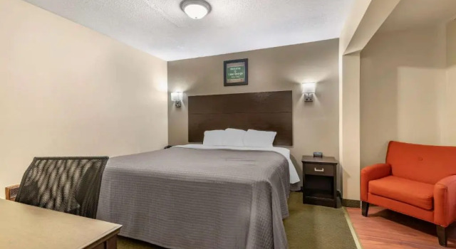 Номер Standard Blue Line Inn Lake George
