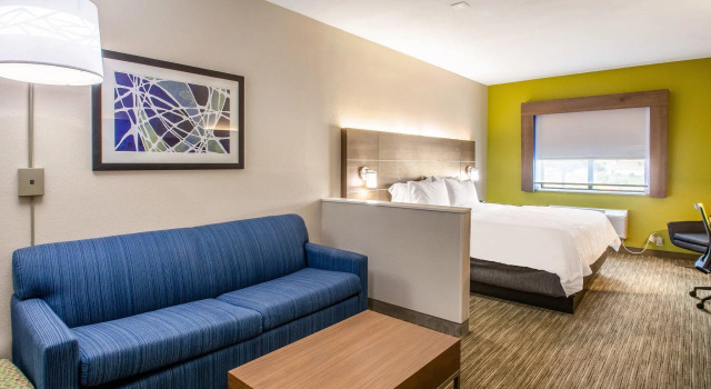 Двухместный люкс Holiday Inn Express & Suites - Olathe South by IHG