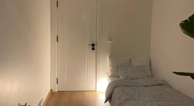 2 bedroom house , with big garden, Varaa Hotelli Hotellit Marmara-alue pysäköinnillä, Pysäköinti