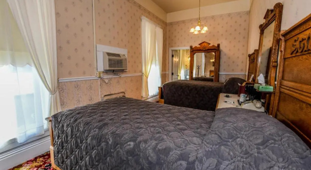Трёхместный номер Standard Irma Hotel