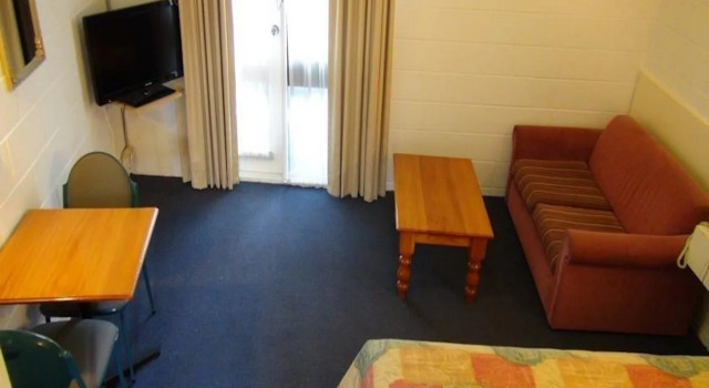 Pathfinder Motel, Book Motel Hotels in Melbourne Region with a Pool, Swimming Pool