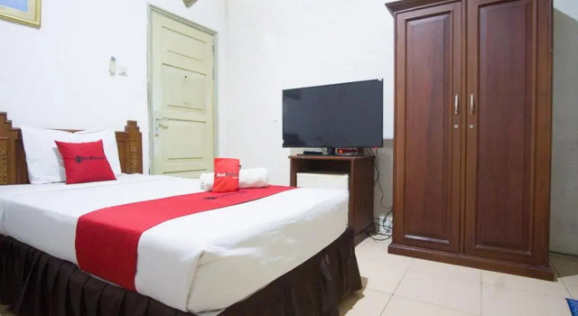 Двухместный номер Standard RedDoorz near Pantai Falajawa Kota Ternate
