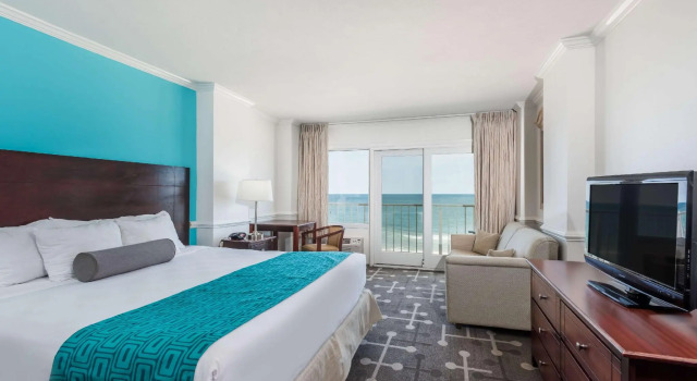 Двухместный номер Standard oceanfront Howard Johnson Plaza by Wyndham Ocean City Oceanfront