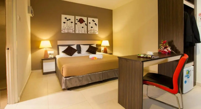 Двухместный номер Deluxe LEO Express Hotel