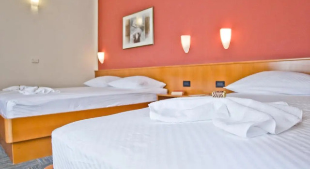 Трёхместный номер Standard Hotel Kastil