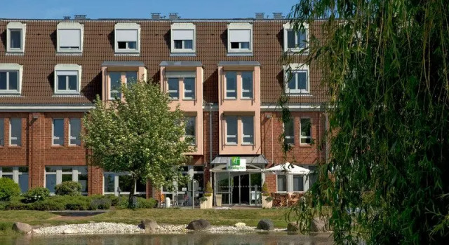 Номер Comfort Willow Hotel Restaurant