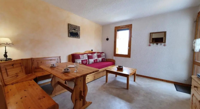 Appartement La Plagne, 1 pièce, 2 personnes - FR-1-353-12