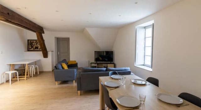 Апартаменты Magnifique appartement rénové dans résidence