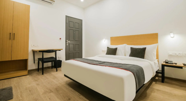 OYO Townhouse 245 Sunder Vihar