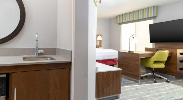 Люкс Hampton Inn & Suites Santa Rosa Sonoma Wine Country