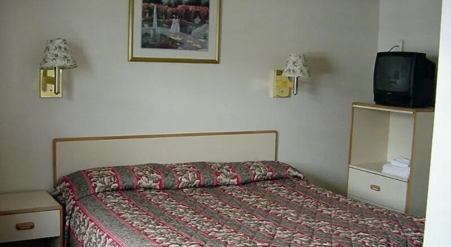Номер Standard Double A Motel