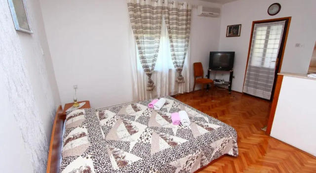 Студия Apartments Goga