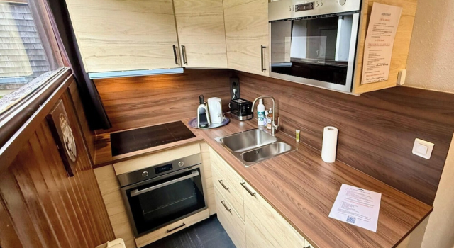 Апартаменты Tranquil Flat for 5 in Murat-le-quaire