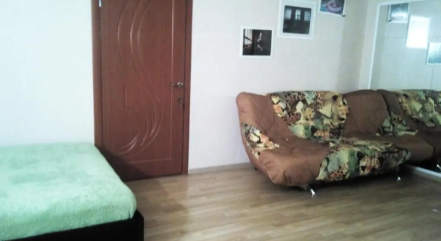 Guest House On Chapayeva 42