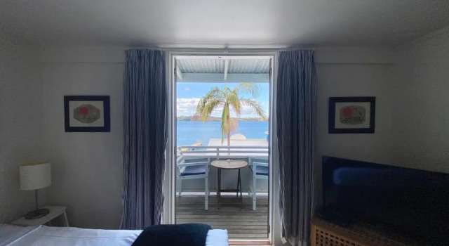 Студия с видом на море Mangonui Waterfront Apartments