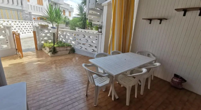 Villa Carlo, Book Villa Sommerhuse i Bisceglie, Hytte