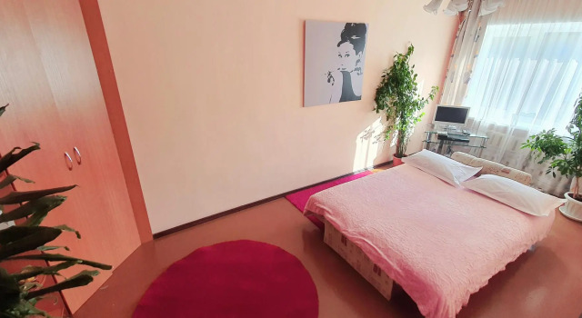 Apartment-22 on Profinterna street, Prenota Appartamento Hotel a Barnaul con parcheggio, Parcheggio