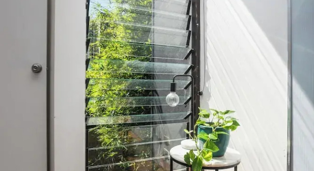 Люкс Deluxe с видом на внутренний двор Melb suite zen garden A0 F1