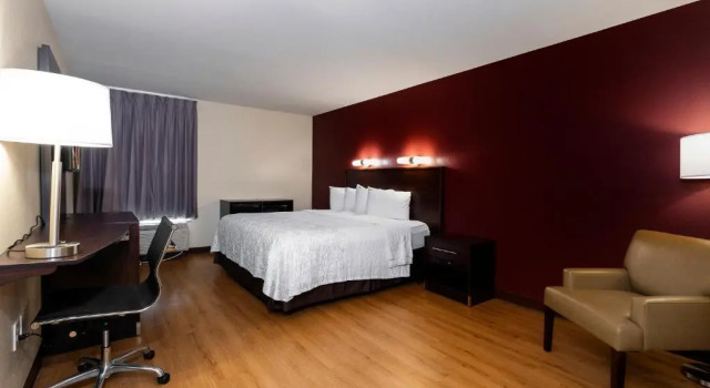 Двухместный люкс Red Roof Inn PLUS+ Tuscaloosa - University