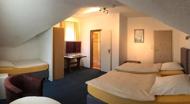 Трёхместный номер Standard Hotel Haus Wagner