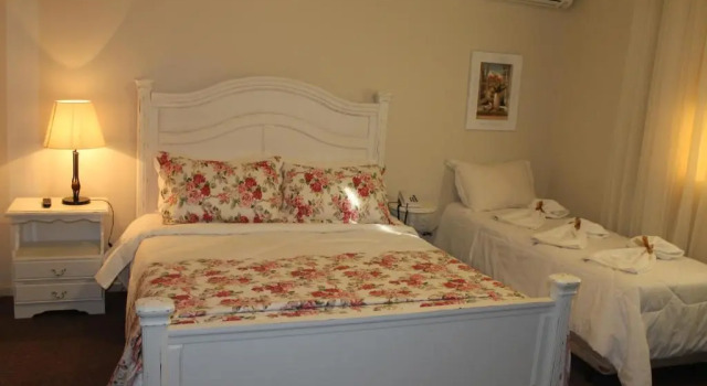 Трёхместный номер Superior Hotel Monte Felice Bosque