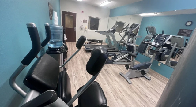 Microtel Inn & Suites by Wyndham Steubenville, Buchen Sie Hotel Steubenville Ohio