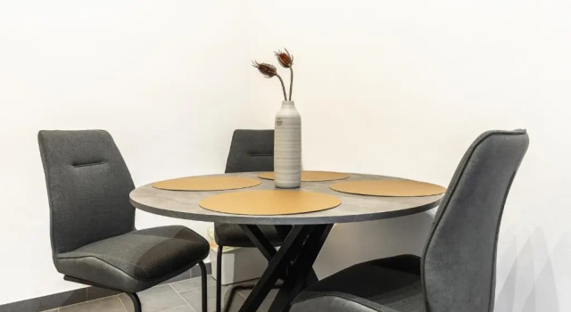 Апартаменты Modern and lovely apartment next to subway station