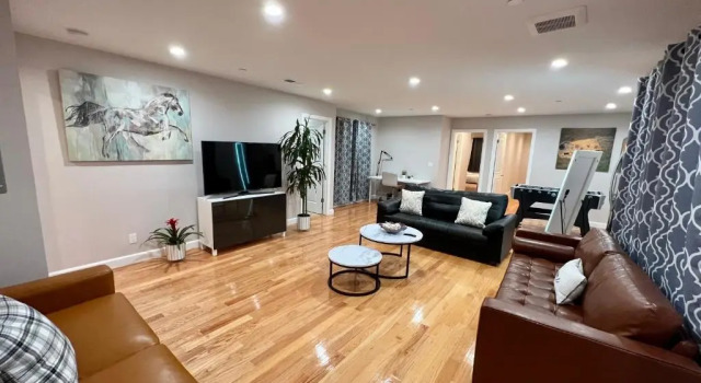 Коттедж Newly Built Luxury Home 1 mile from SF