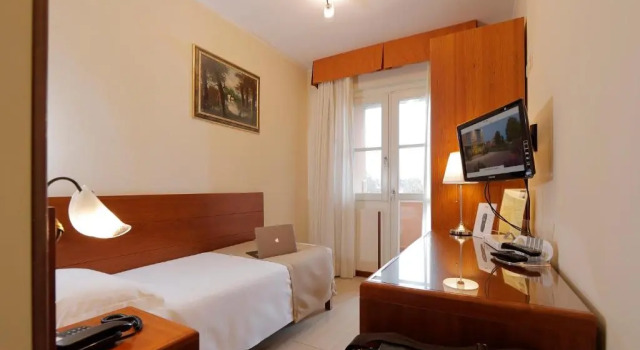 Номер Standard Hotel Michelangelo