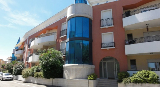 Condominio Millennium, Prenota Appartamento Hotel a Veneto con parcheggio, Parcheggio