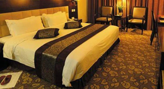 Golden Palace Hotel, Prenota Hotel Kunming Yunnan