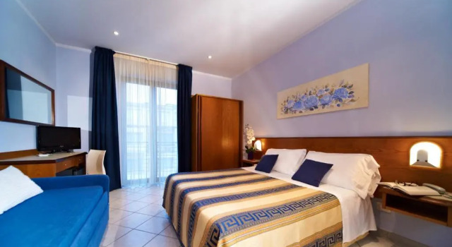 Двухместный номер Standard с балконом и с видом на море Hotel Sirio