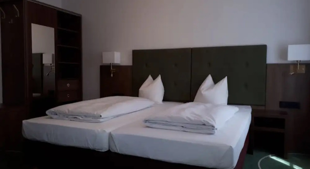 Hotel Wilde Rose, Varaa Hotelli Hotellit Baijeri pysäköinnillä, Pysäköinti