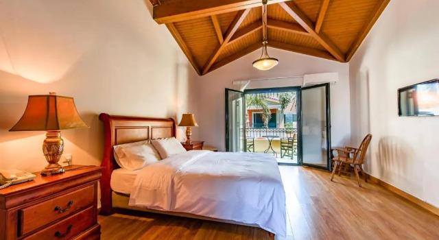 Студия с видом на сад Messina Resort Hotel