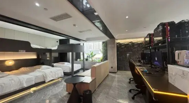 Кровать в общем номере Le Shan MANPHU Cinema•ZenGardenCharmChoiceHotel