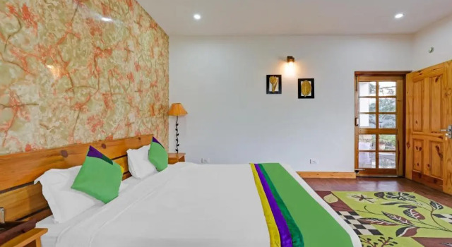Двухместный номер Deluxe Treebo Vista Lago With Lake View