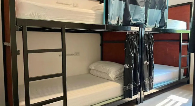 Кровать в общем номере (женский номер) Green Gen Hotel Phuket