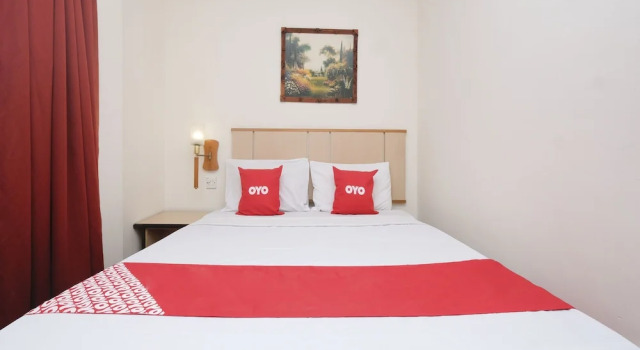 Двухместный номер Deluxe OYO 89968 Sri Sutra Hotel