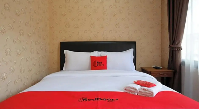 Двухместный номер Standard RedDoorz @ Jalan Majapahit Semarang